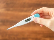 不愿吹空调，湖南73岁奶奶体温逼近40°C！热射病就是器官“熟”了吗？专家解读
